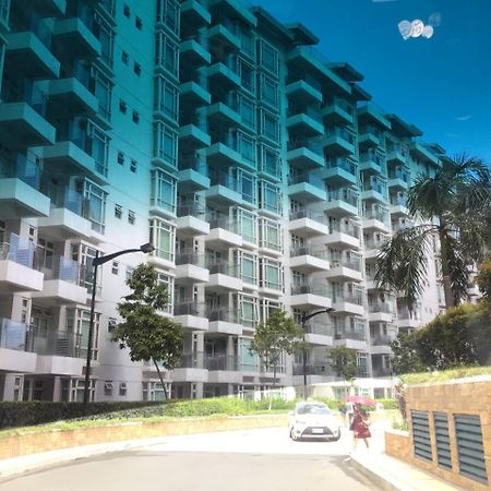 Condo At Parkside Villas Across The Airport مانيلا المظهر الخارجي الصورة