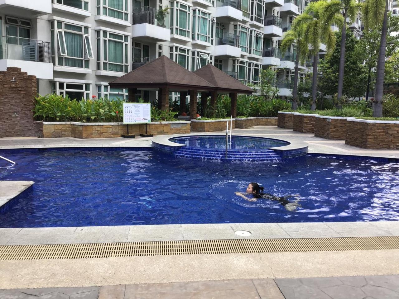 Condo At Parkside Villas Across The Airport مانيلا المظهر الخارجي الصورة